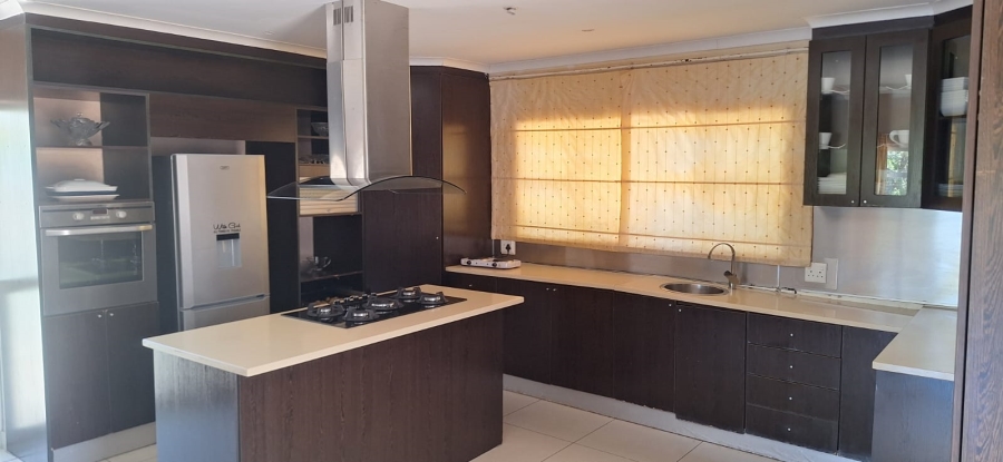 5 Bedroom Property for Sale in Gonubie Eastern Cape